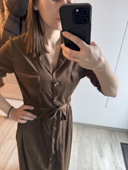 Rochie noua maro Reserved, S