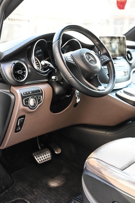 MERCEDES-BENZ V-Class 2021 — imagine 3