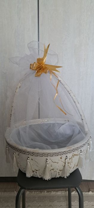 Продаю корзины нарядные
