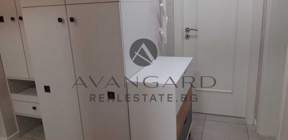 Продава се Тристаен апартамент в Пловдив, Център - 80 кв.м за 2793 €/кв.м - Снимка #10