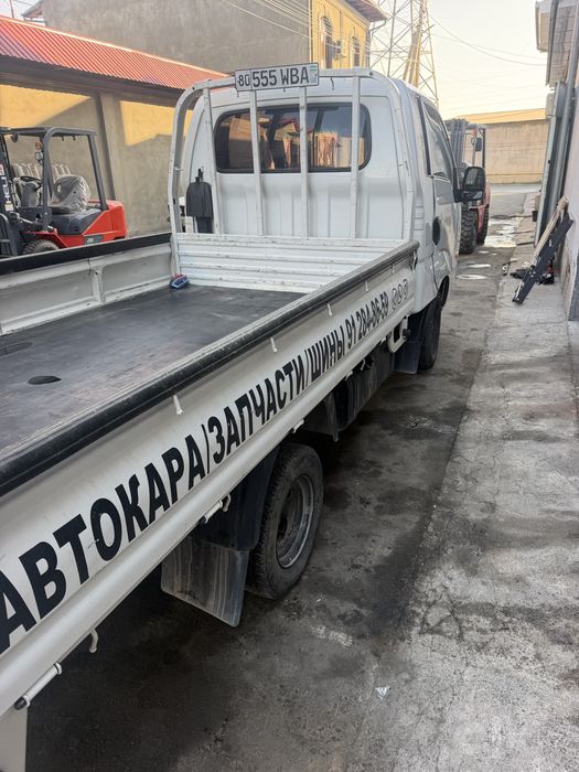 Kia bongo sotiladi faqat tez arzon