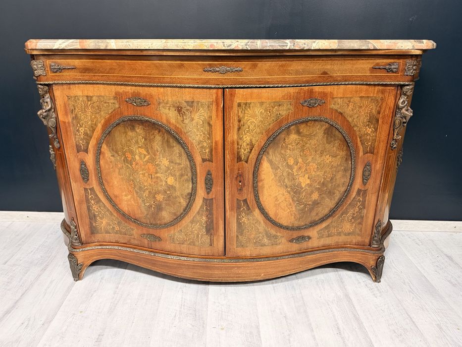 Comoda / Napoleon lll