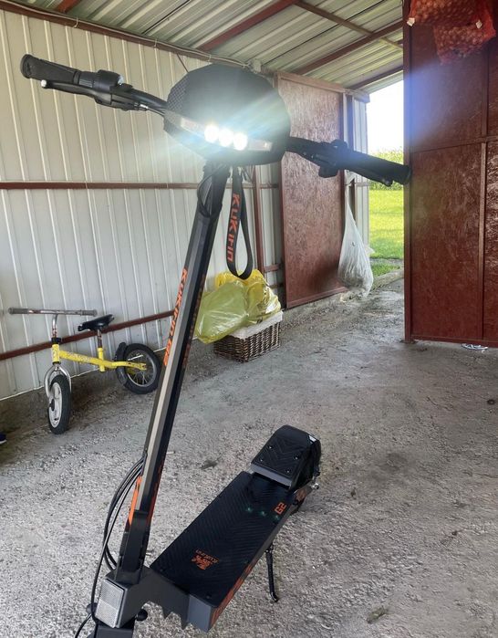 Trotinetă Kukirin G2 2025