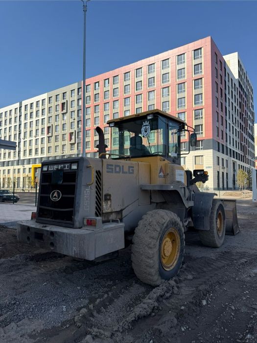 Продам Погрузчик ковшовый