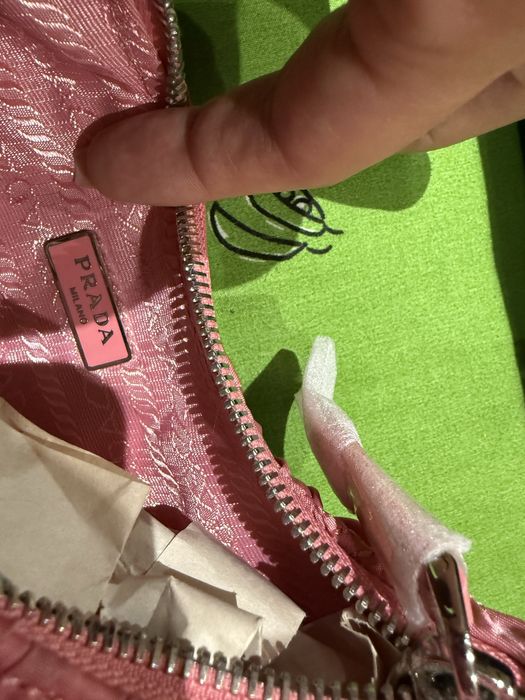 Чанта Prada Re-Edition