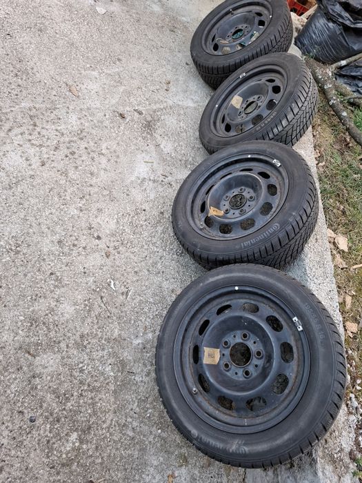 Зимни гуми с джанти BMW 1 внос от Германия