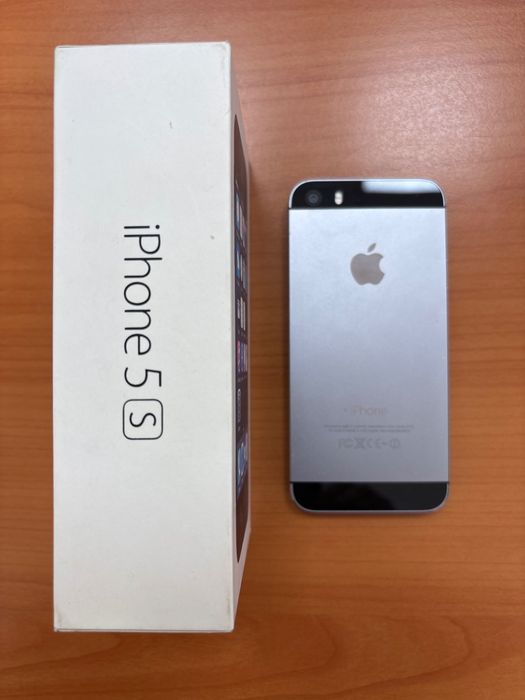 Продам Айфон 5 S