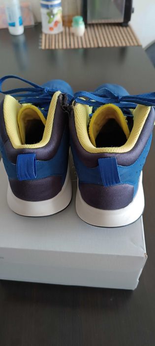 Маратонки, кецове adidas номер 40, стелка  25.5см+ падарък