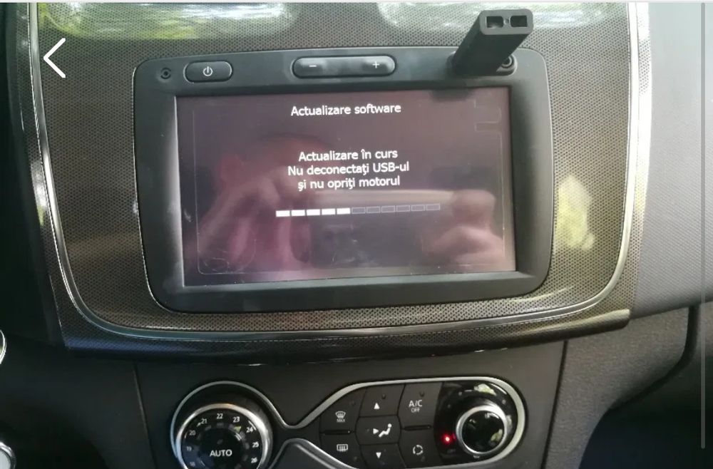 USB Harti navigatie GPS Dacia Renault activare ANDROID Auto CarPlay