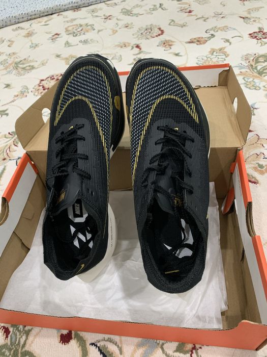 Кроссовки новые беговые