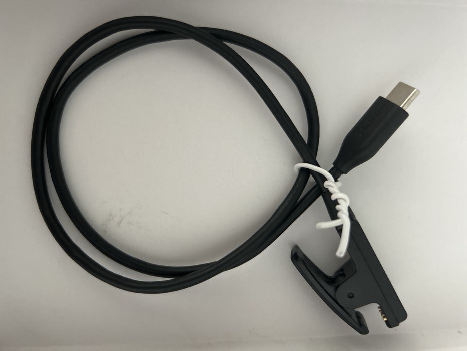 Смарт часовник Garmin LILY2
