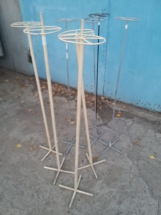 Стойки для цветов