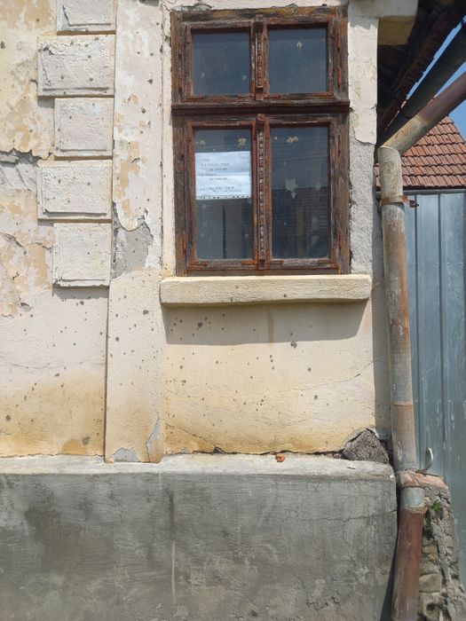 Oportunitate,proprietar vând 2 case la tara cu 2 terenuri  -6000mp