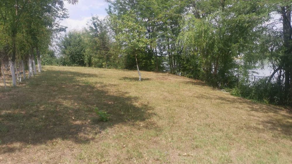 vand / schimb vila buftea lac 2000mp calul balan mediapro