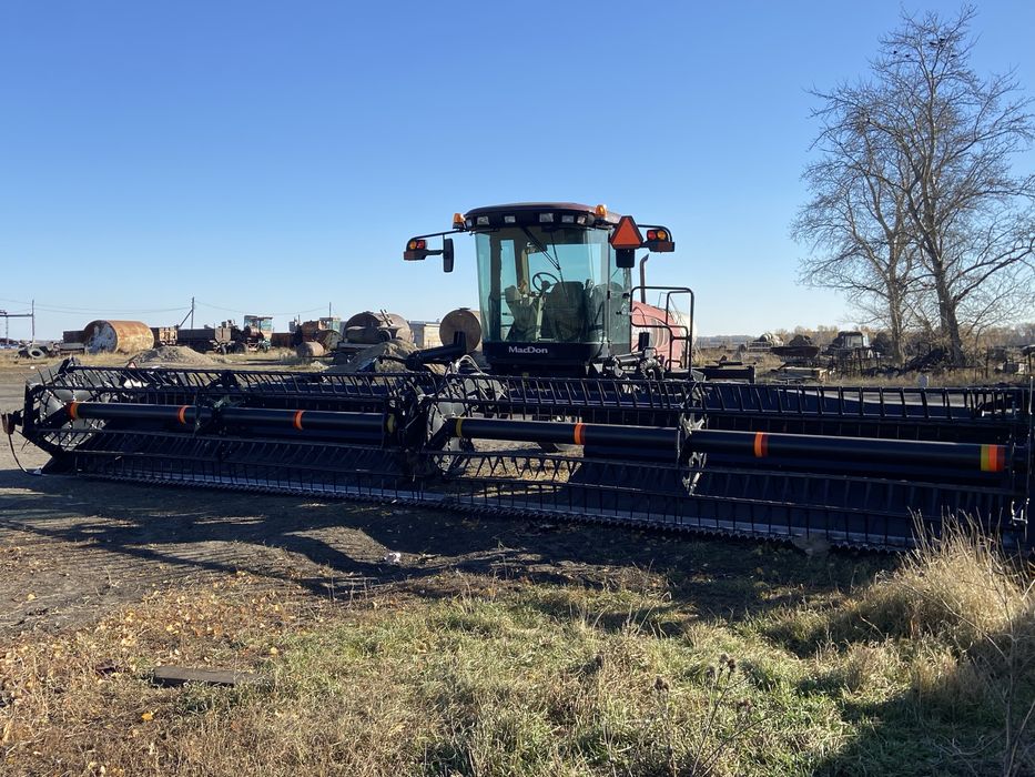 Продам MacDon M155