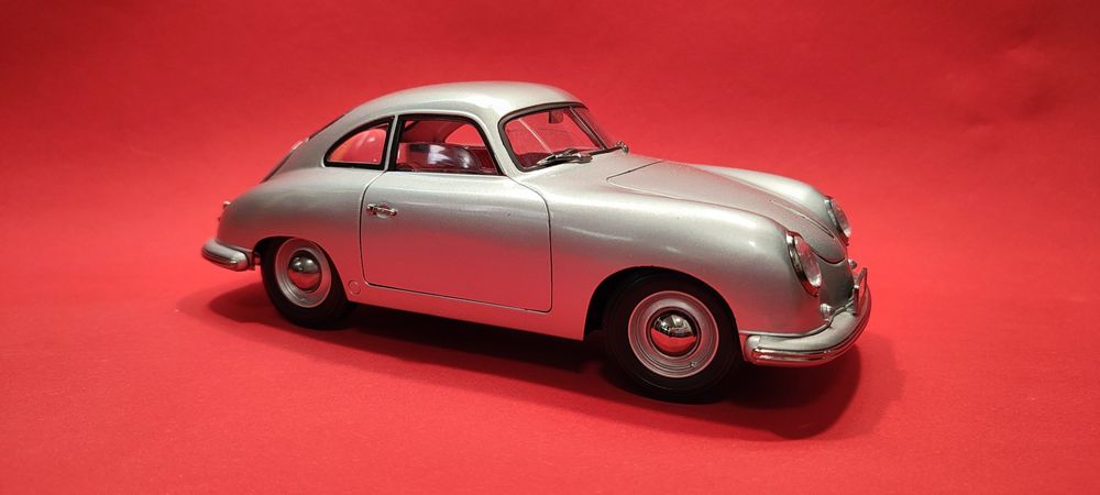 1:18 Porsche 356 coupe