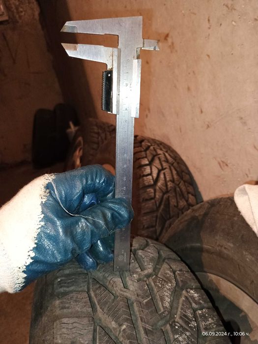 Зимни гуми с джанти -4бр