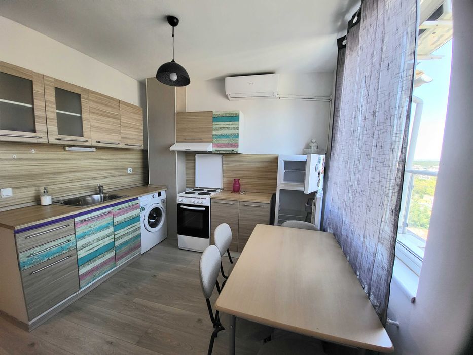 Дава се под наем Двустаен апартамент в София, Витоша - 50 кв.м за 479.4 € - Снимка #1