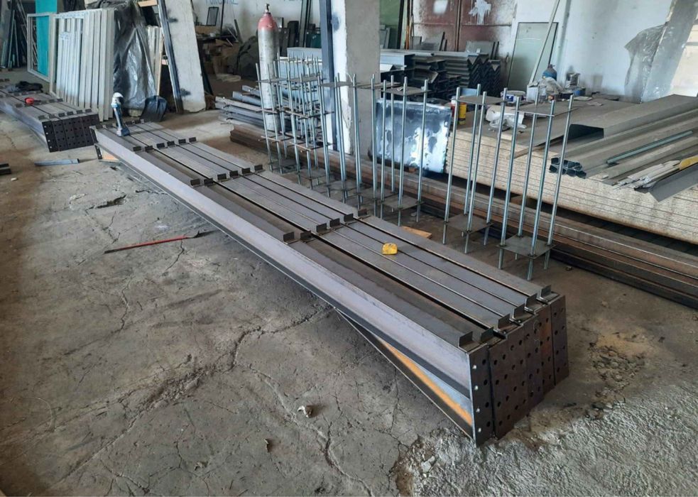 Vând hală metalică structură metalică 10/20/4 pret 2800 € fără avans