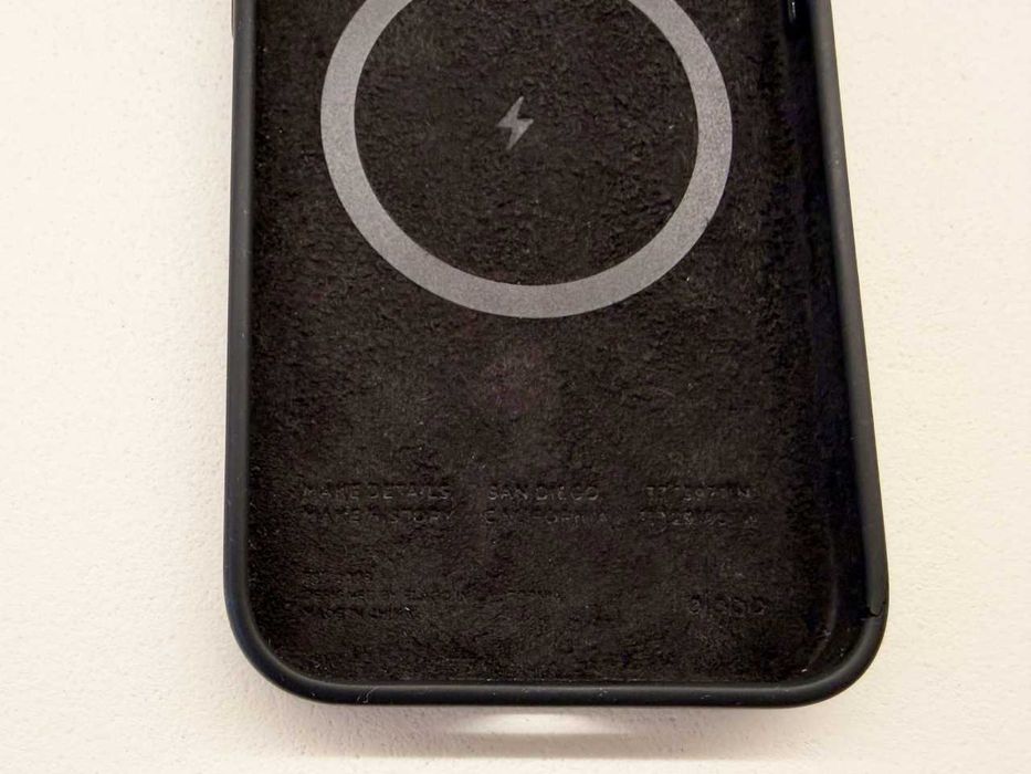 MagSafe кейс Elago за iPhone 13, 14