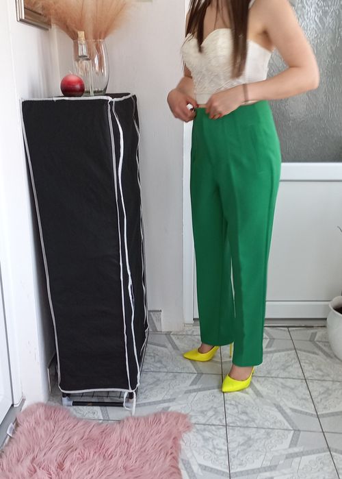 Pantaloni imitatie Zara verzi,roz fucsia marimea L