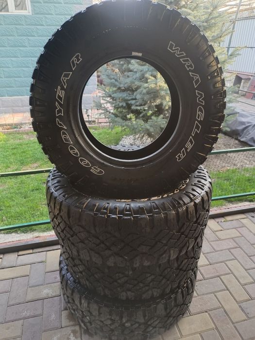 Продам резину 285/70/17