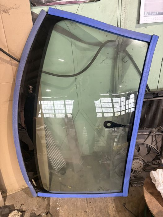 Предно стъкло за Ауди Q7  до 2006 Оригинално