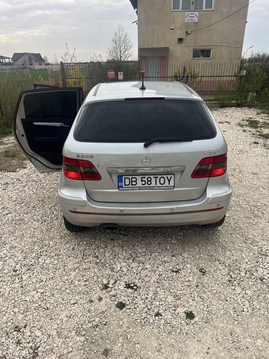 Mercedes B200 , Dezmembrez sau vand cu totul