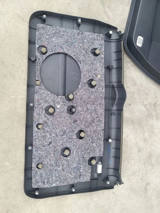 Capac plastic portbagaj toyota rav 4 3 a3 6775042020 6775042030