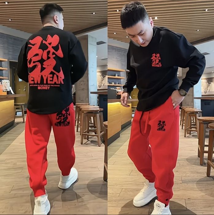 Спортивные костюмы