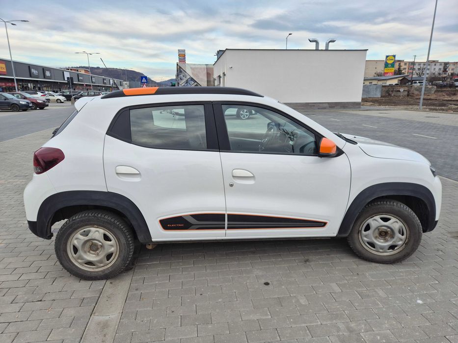 Dacia Spring Comfort Plus  2022 decembrie