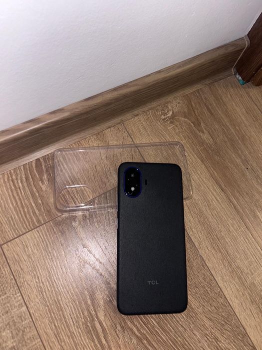 Vand telefon nou TCL K70 SE