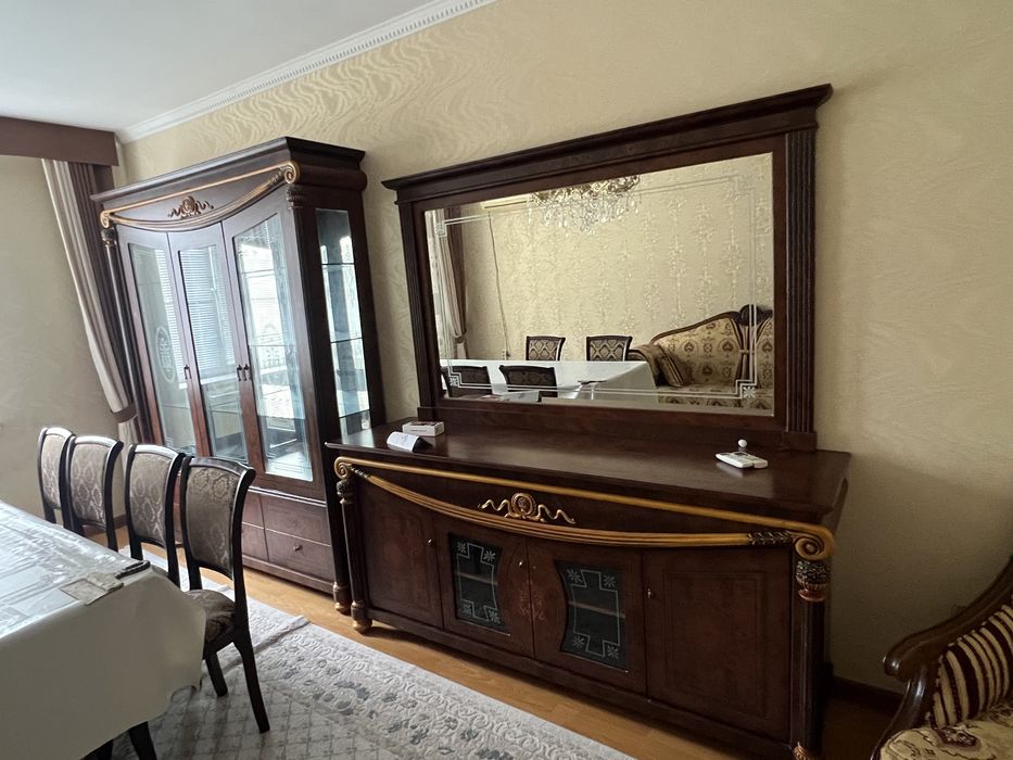 Продается сервант