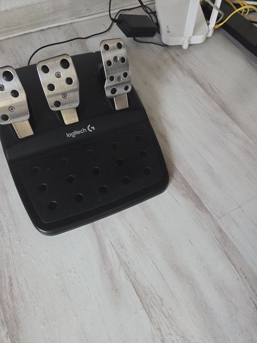 Logitech G29 Отлично