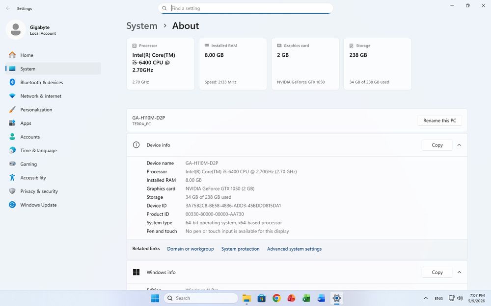 Компютър с I5 SSD 8 GB RAM С ПОДАРЪЦИ