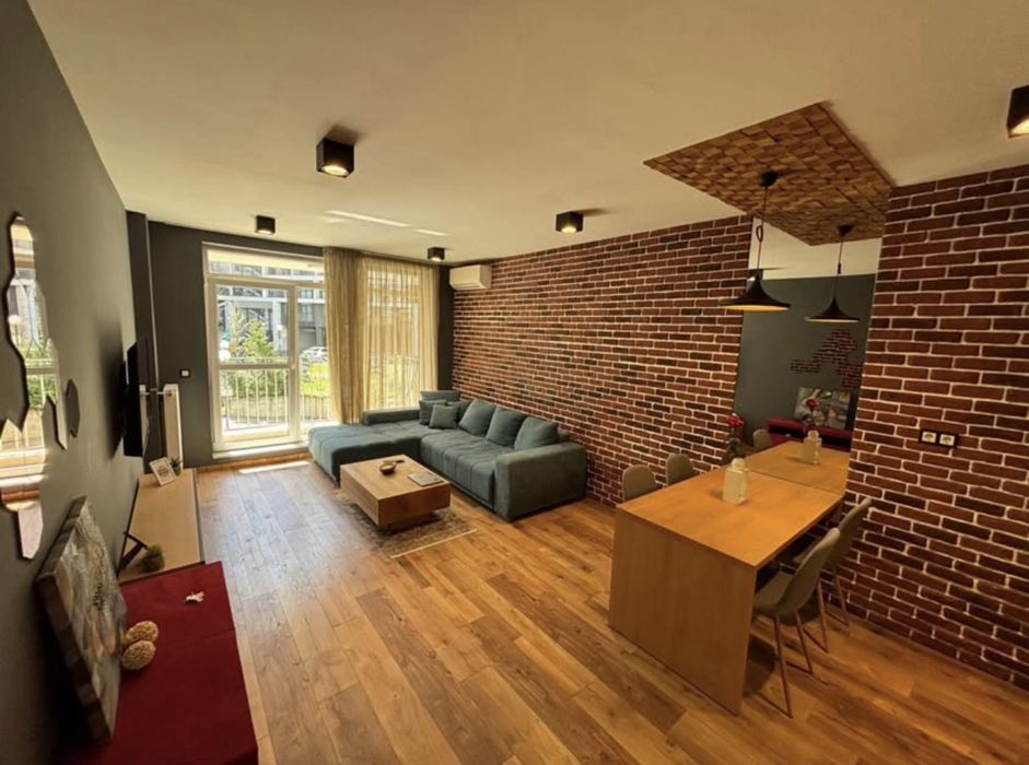 Дава се под наем Тристаен апартамент в София, Дружба 2 - 95 кв.м за 816 € - Снимка #1