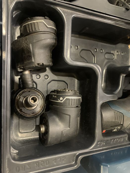 Bosch GSR 12V-15 FC/ + 1 батерия 2 ah.,винтоверт със 4 сменяеми глави/