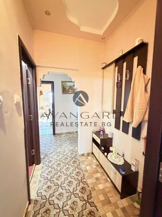 Продава се Тристаен апартамент в Пловдив, Изгрев - 95 кв.м за 1032 €/кв.м - Снимка #13