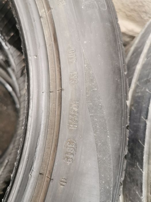 235 50 20 pireli 4бр