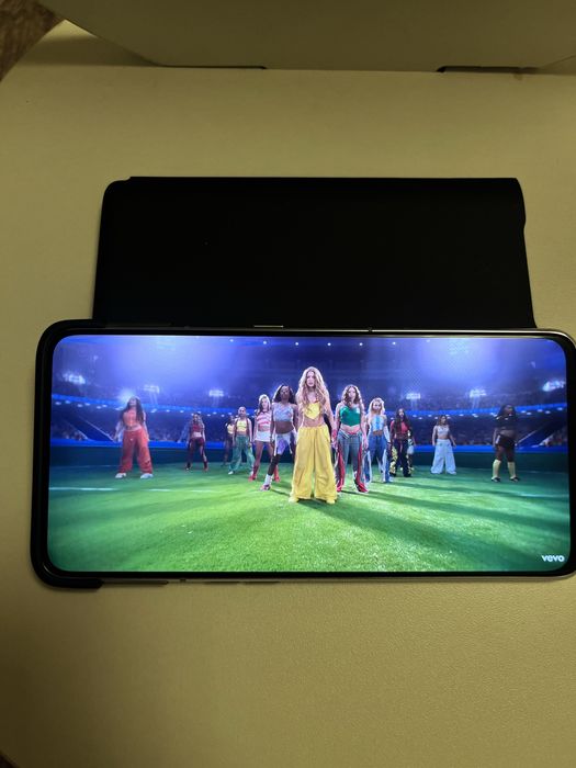 **Samsung A80 ***