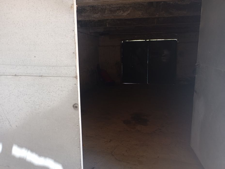 Ховли 8 сутик яшашга таййор ховли