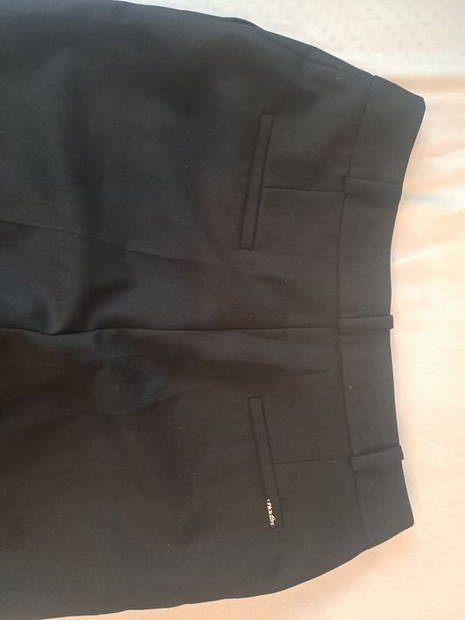 Официален или кожен панталон