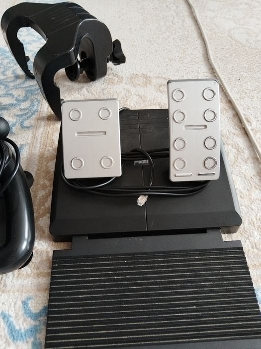 Продам игровой руль