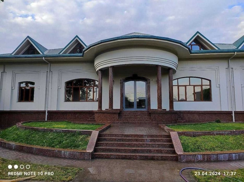 Резиденция Лабзак 1 500 м² на берегу Анхора! Центр 20 сот. Офис Бизнес