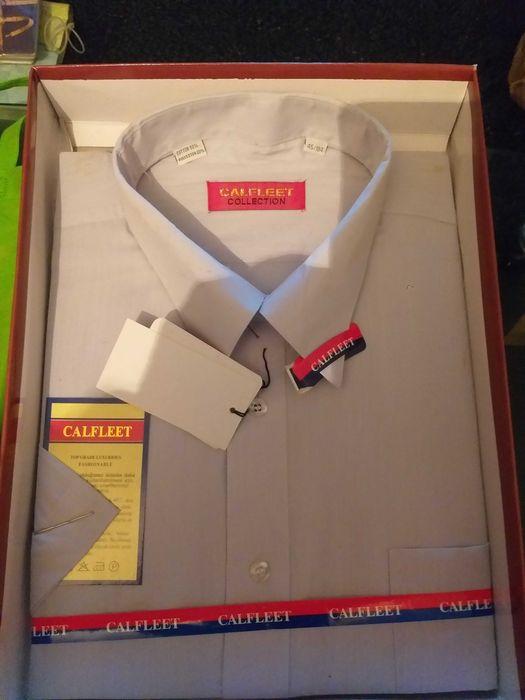 рубашки мужские новые