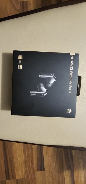 Продавам безжични слушалки Huawei