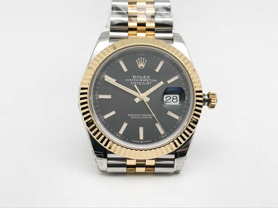 Rolex Datejust 41 – Жълто злато / Черен циферблат / Jubilee – реални снимки