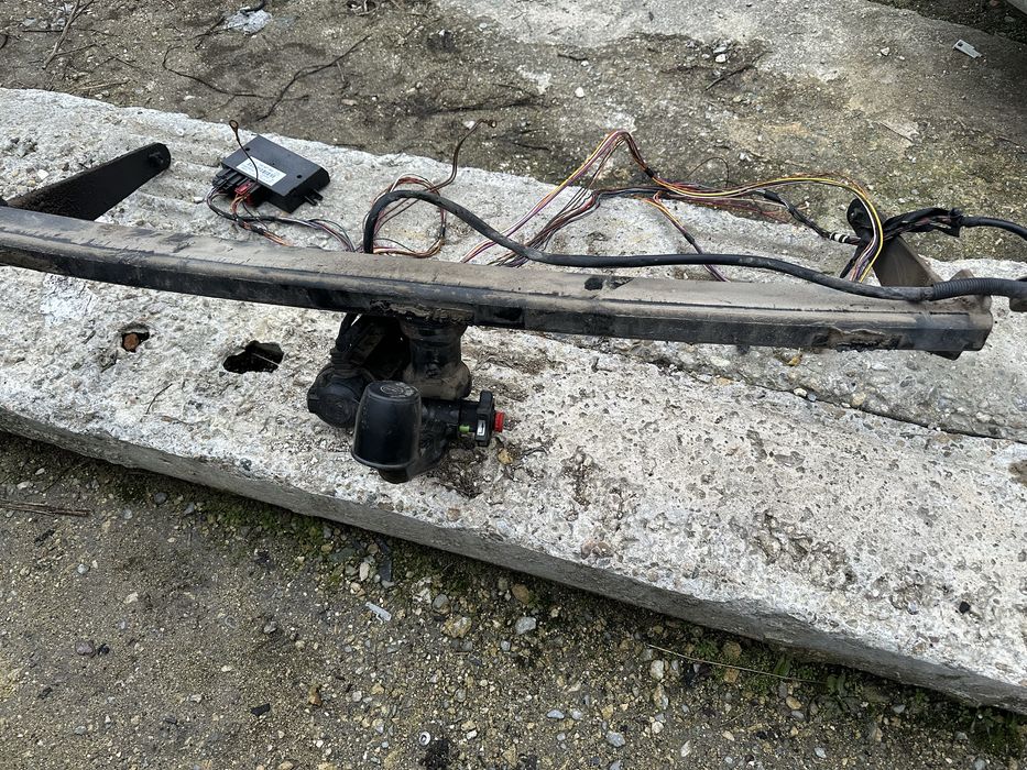 Оригинален теглич пасат б6,7 пълен комплект