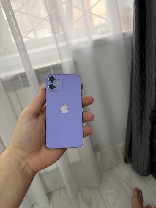 Vand iphone 12 mini pentru piese/ recarosare