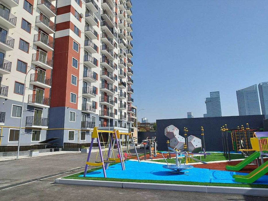 Сдаётся Шикарная большая 1-комнатная квартира в новостройке в Центре